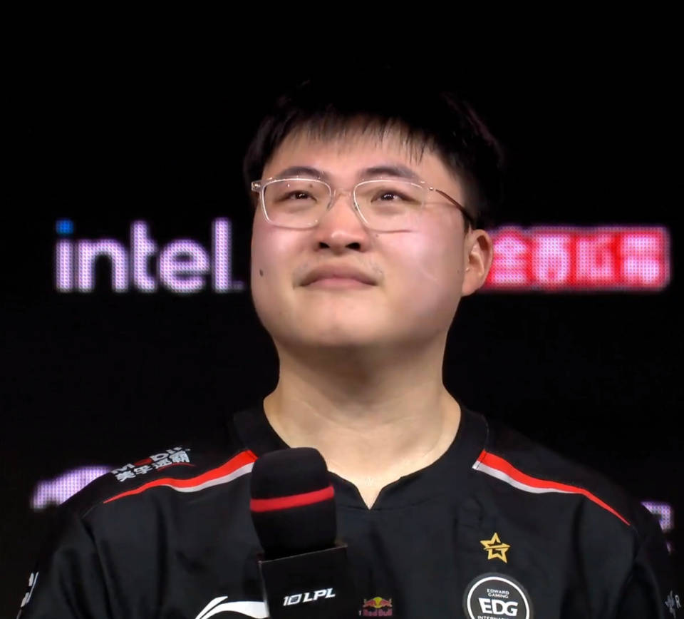 包含Uzi在老鹰比赛中反败为胜，重返赛场引发热议！热度持续攀升的词条-kaiyun.com